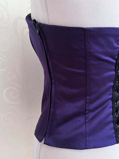 00’s whimsy deadstock purple corset 💜🌀