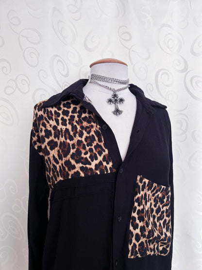 00’s Alt black & animal print patchwork shirt 🐾🐆