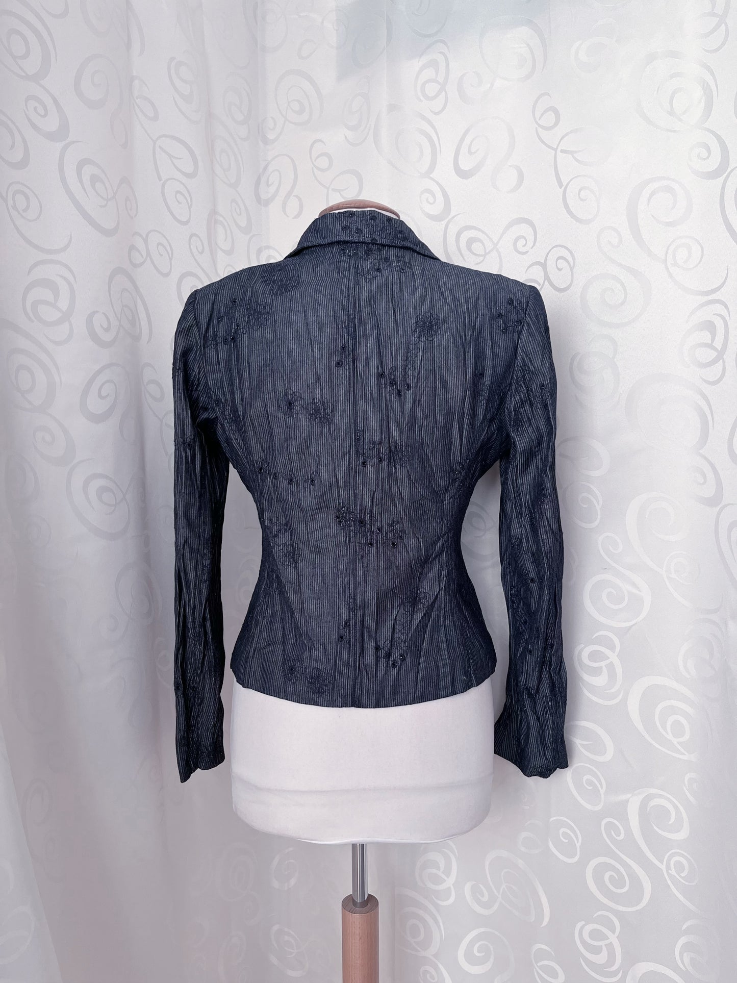 00’s whimsygoth striped & embroidered grey blazer 🌀🥀