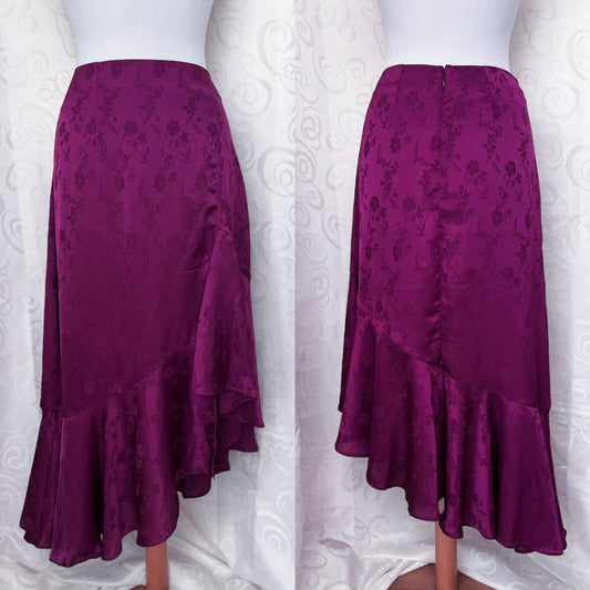 Whimsy fairy maxi magenta skirt with embossed details 🎀💕