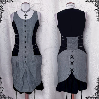 00’s iconic Dark Coquette plaid dress with lace up back detail 🗝🏰