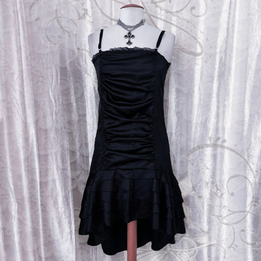 Beautiful witchy black saten dress 🦇