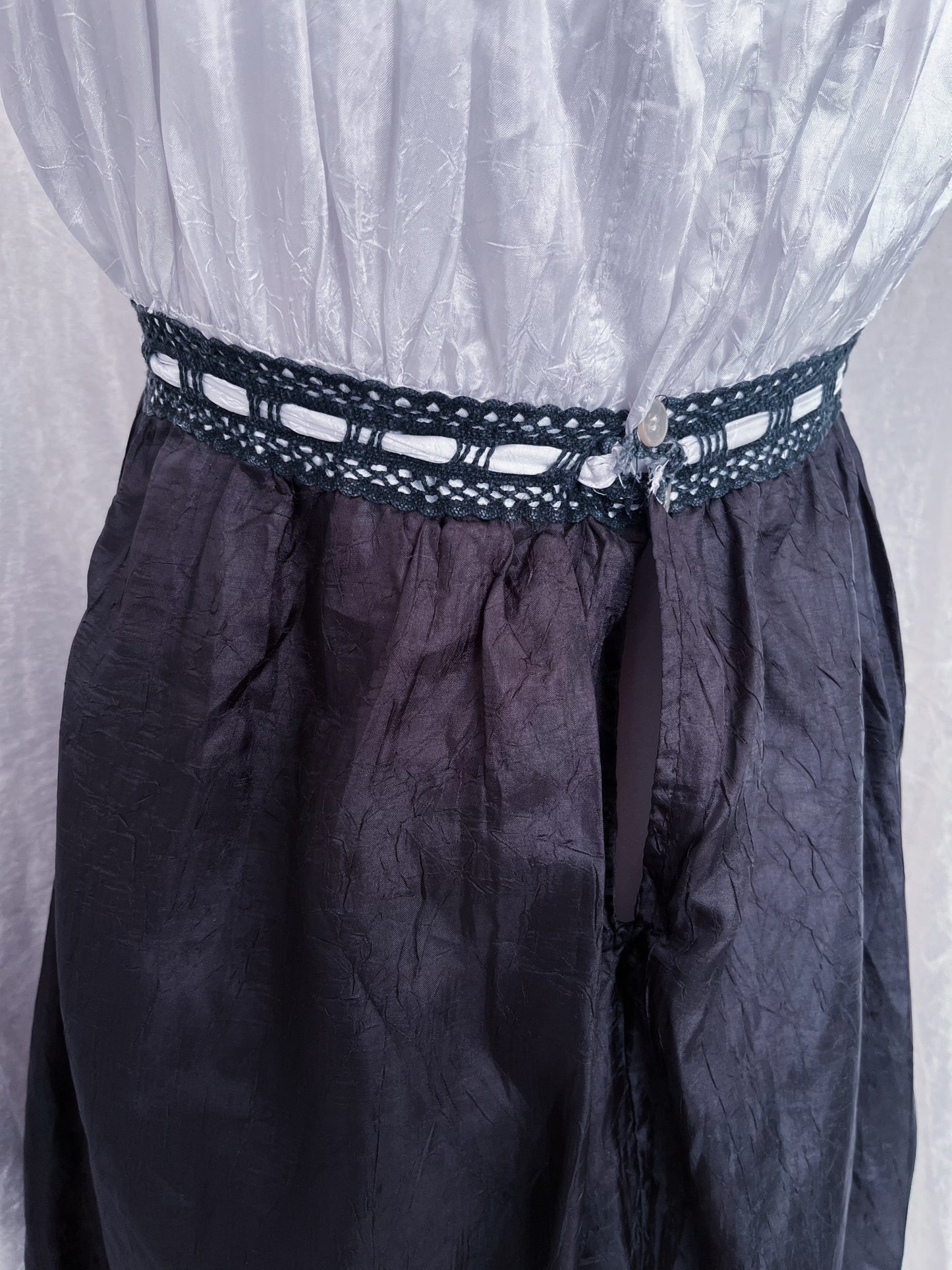 00’s milkmaid gothic coquette dress ⋆.ೃ࿔*:･