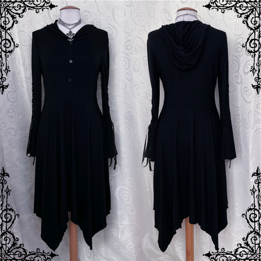 Modern witchy black maxi hooded dress with lace up sleeves 🖤🧙🏻