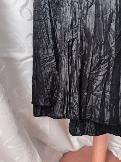 00’s whimsygoth black maxi skirt 🦇🕷️