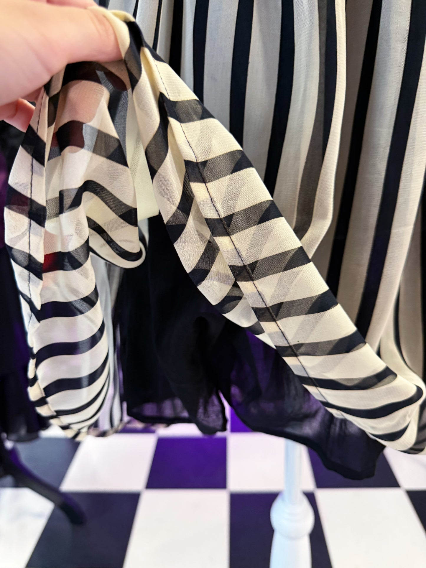 00’s Jester style tunic striped top 🃏