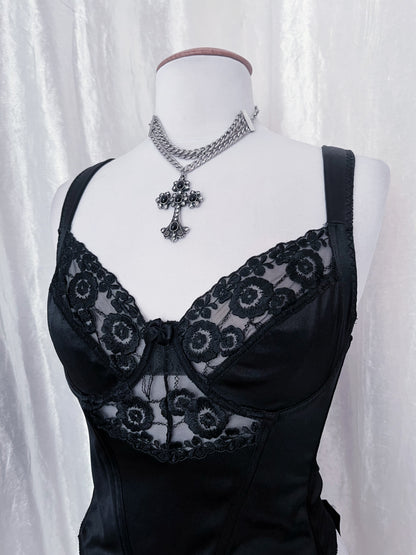 Gothic velvety black corset 🕷️