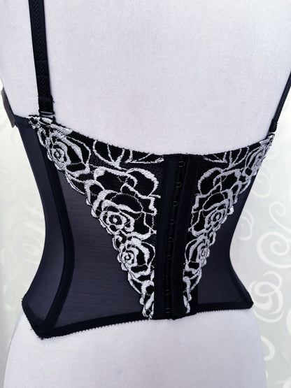 00’s whimsygoth embroidered corset 🪽🌀