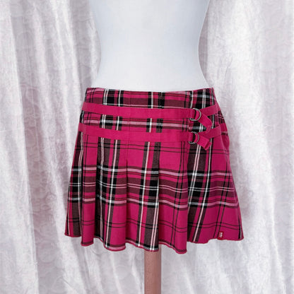 Iconic emo EDC pink plaid skirt 💕