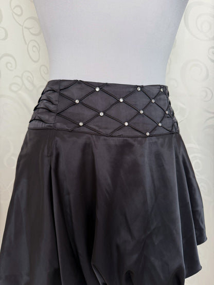 00’s Dark coquette black satin balloon skirt 🦇