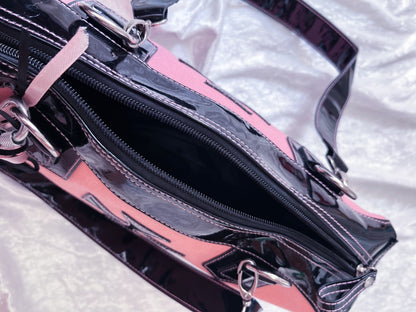 00’s gothic pink shoulder bag with cross design 🎀💀