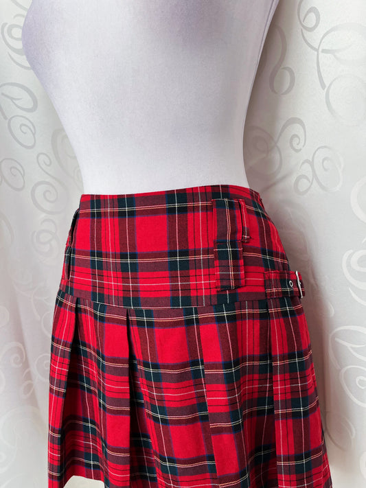 Emo/Alt checked tartan red skirt ❤️