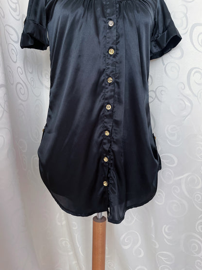 Gothic/Jirai Kei style long black satin shirt 🕷️