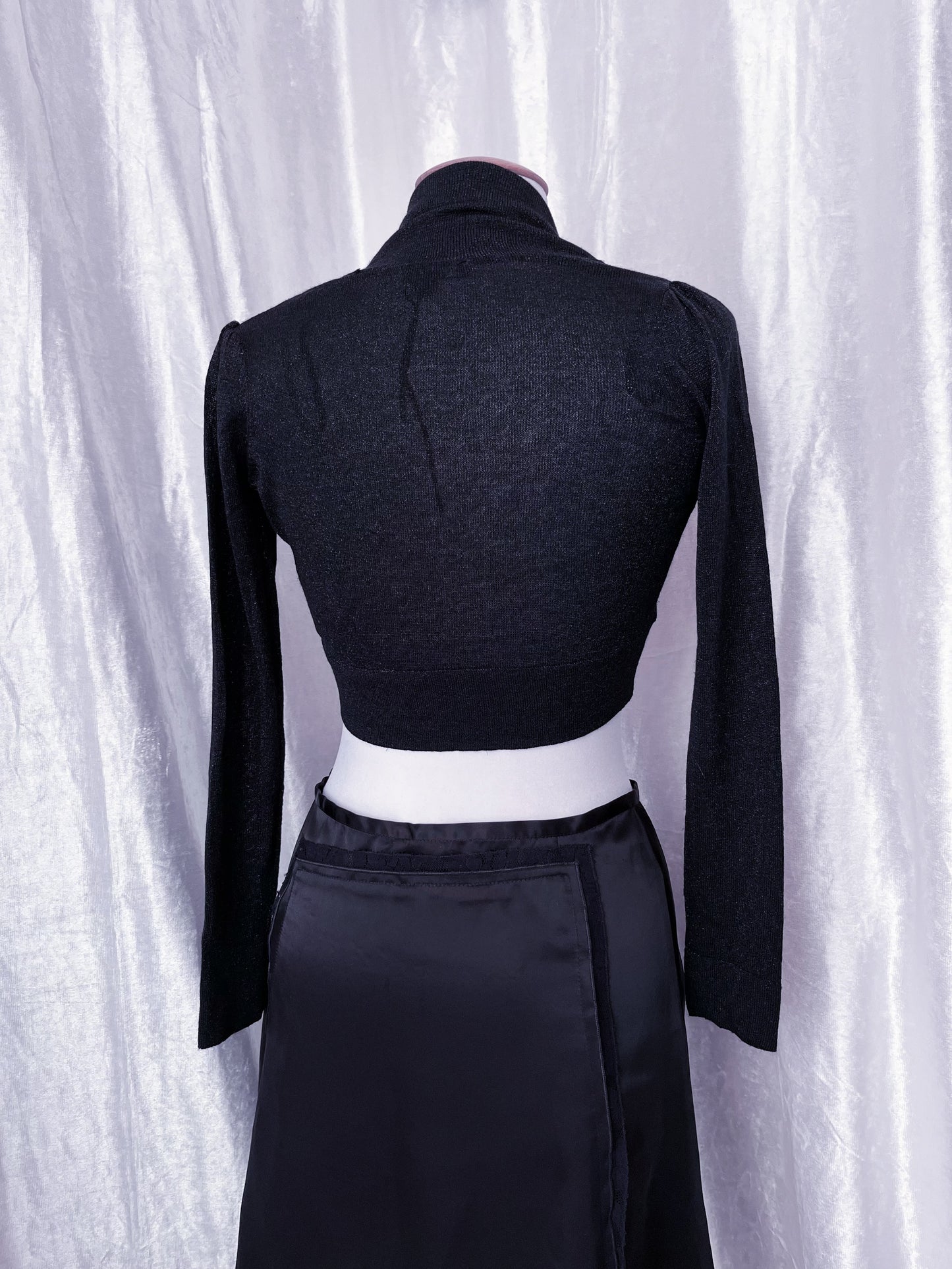 Morgan shiny black mesh bolero ✨