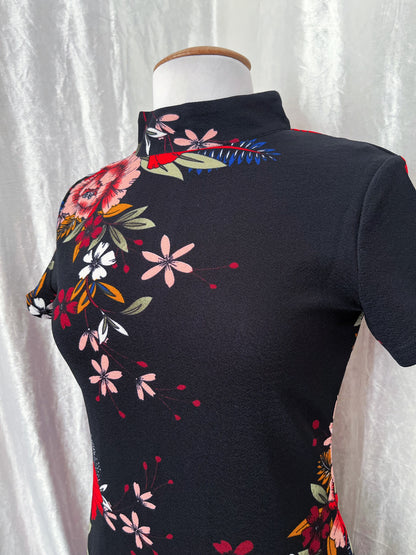 Beautiful Qipao style floral dress 🌺🌷