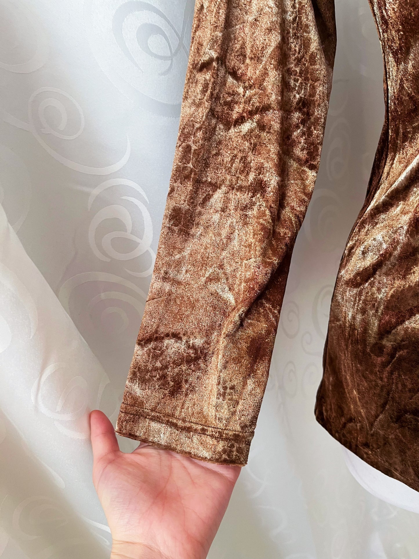 Vintage golden snake print cardigan/shirt ✨🐍⭐️