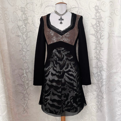 00’s SAVE THE QUEEN rare fishnet dress 🦇💜