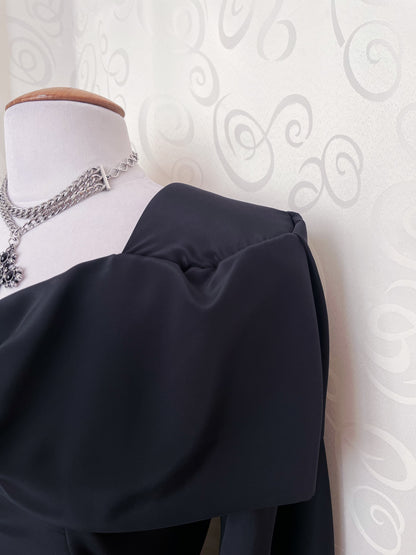 Vintage gothic victorian style black button dress 🦇🏰