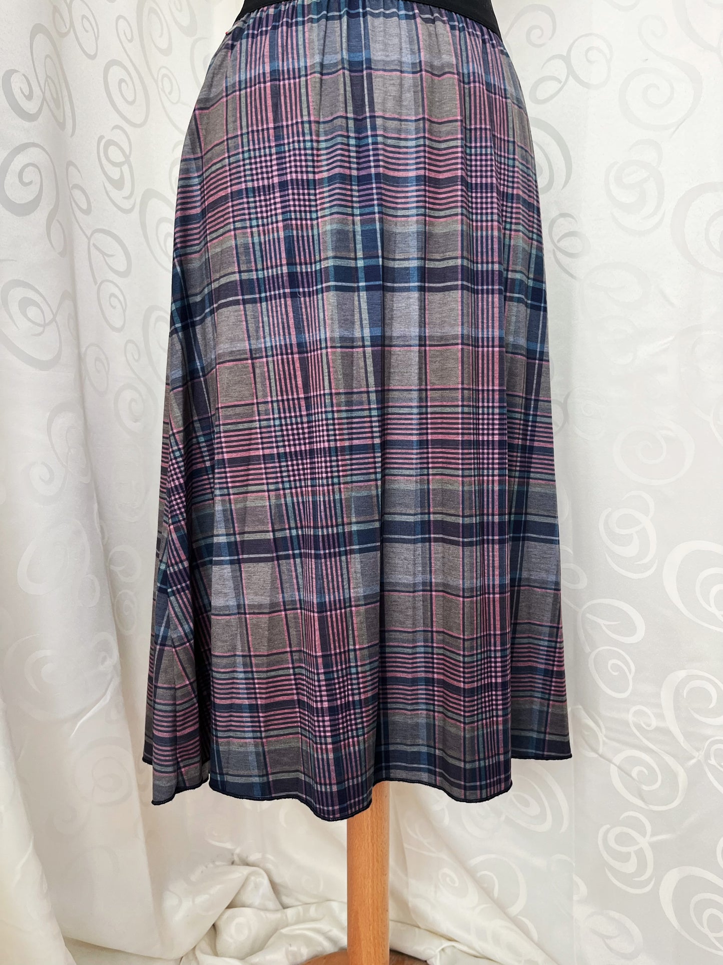 Street One midi tartan style skirt 💜🌀