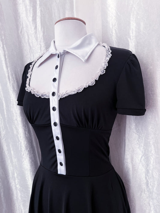 Modern, gothic lolita dress with cut-out chest detail 🗝️