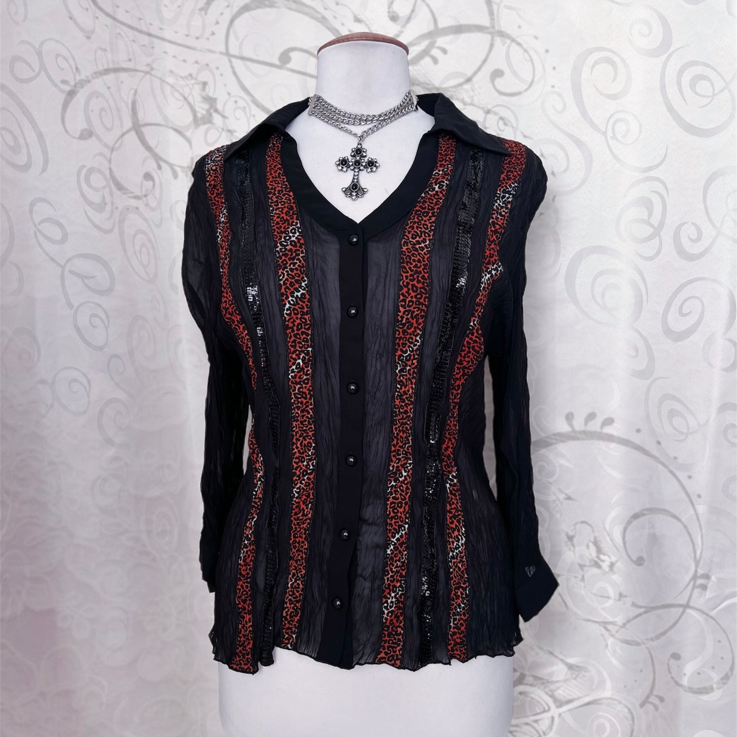 00’s Alt mesh shirt with animal print detail 🐾🐆