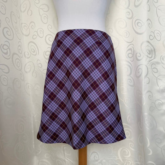 Cutest plaid midi skirt 💜🐾