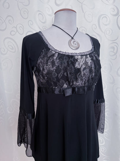 00’s whimsygoth/witchy black top 🕸️🦇