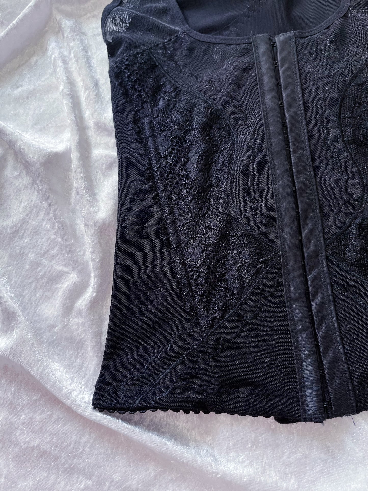 Alternative lace & mesh training corset 🕸️