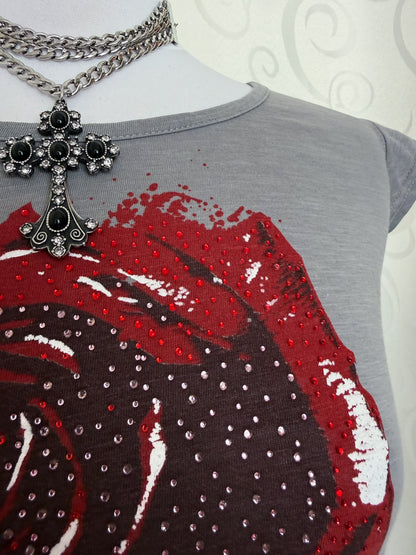 2012 SNOW WHITE & The Huntsman Tee 🍎