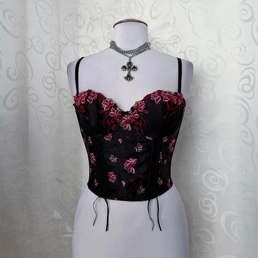 Whimsy black corset top with embroidered details 💞🫀