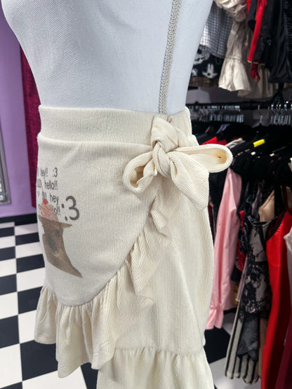 Cutie deer REWORKED creamy knit style ruffle skirt 🍰