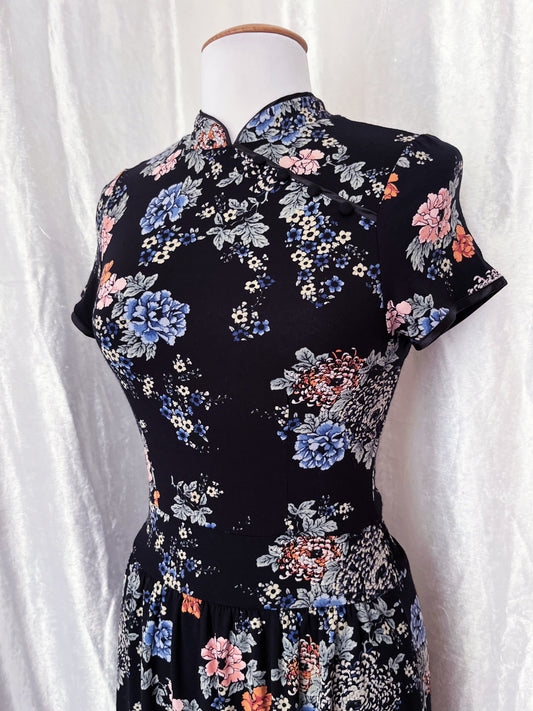 Rare VIVE MARIA Asian qipao style floral dress 🐉