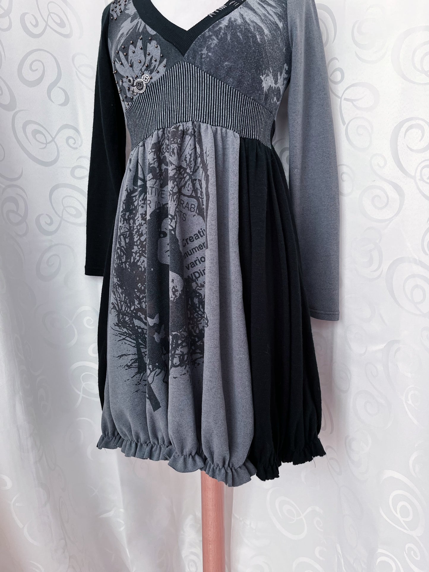00’s whimsy/steampunk grey patchwork dress with print, beaded & charm details ⚙️🕷️