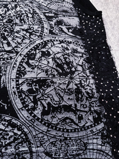 Alternative top with astrology print 🌌