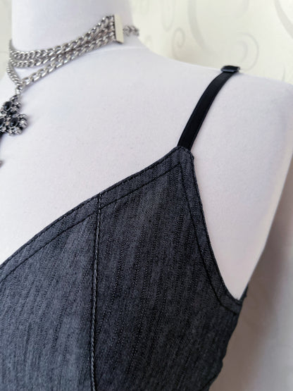 00’s iconic denim lace-up corset top 🖤🕷️