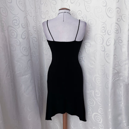 00’s witchy black asymmetrical dress 🖤