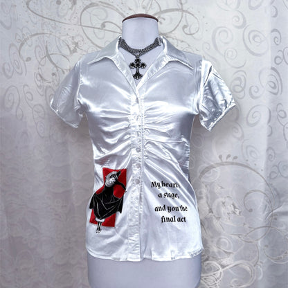 Jester Reworked 00’s white saten shirt 🃏🎪