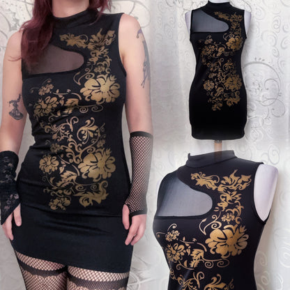Asian style fitting dress with mesh details ✨
