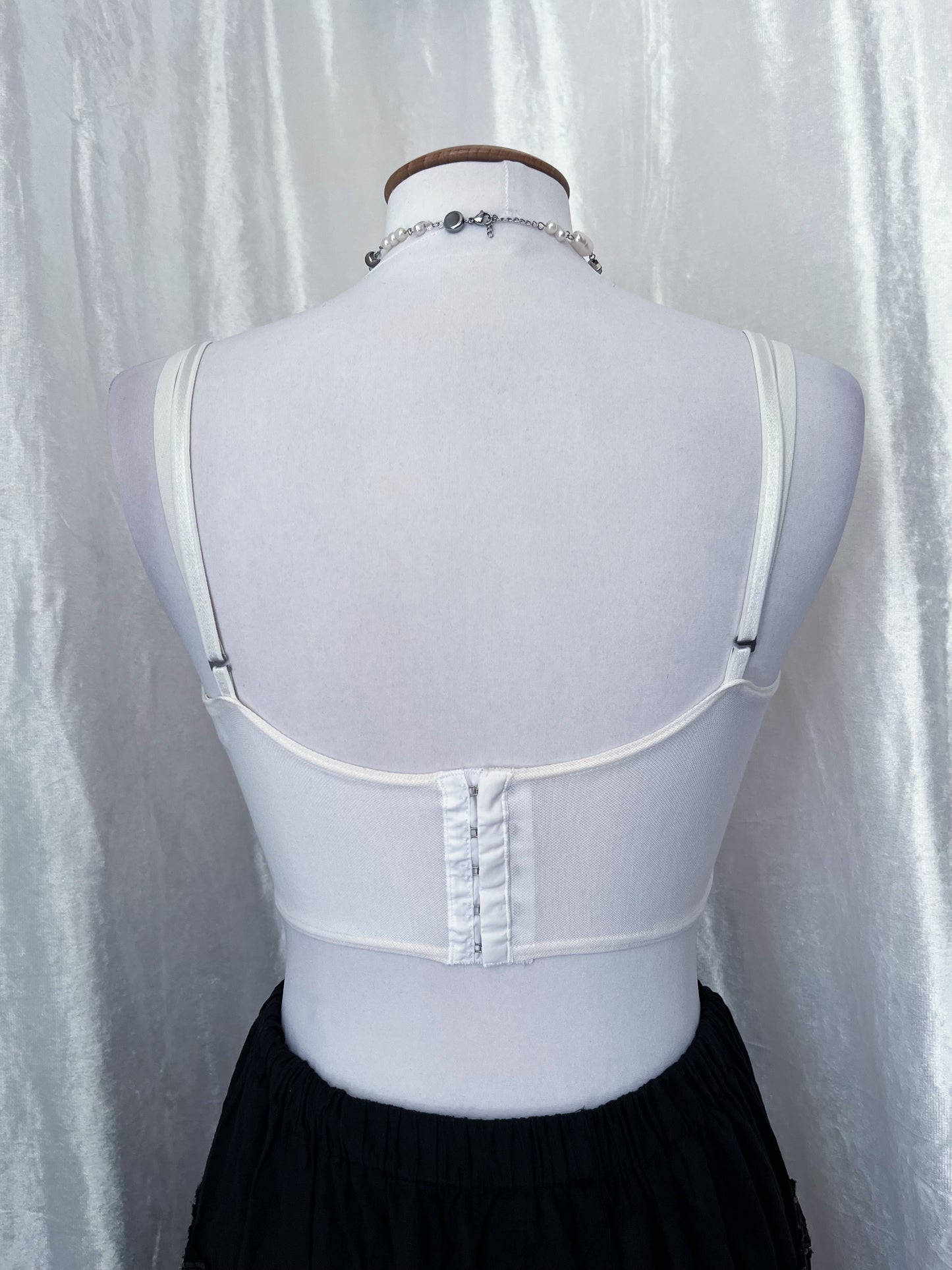 Sisley white corset top 🥧