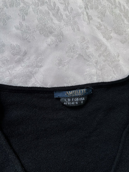 00’s black cut-out top