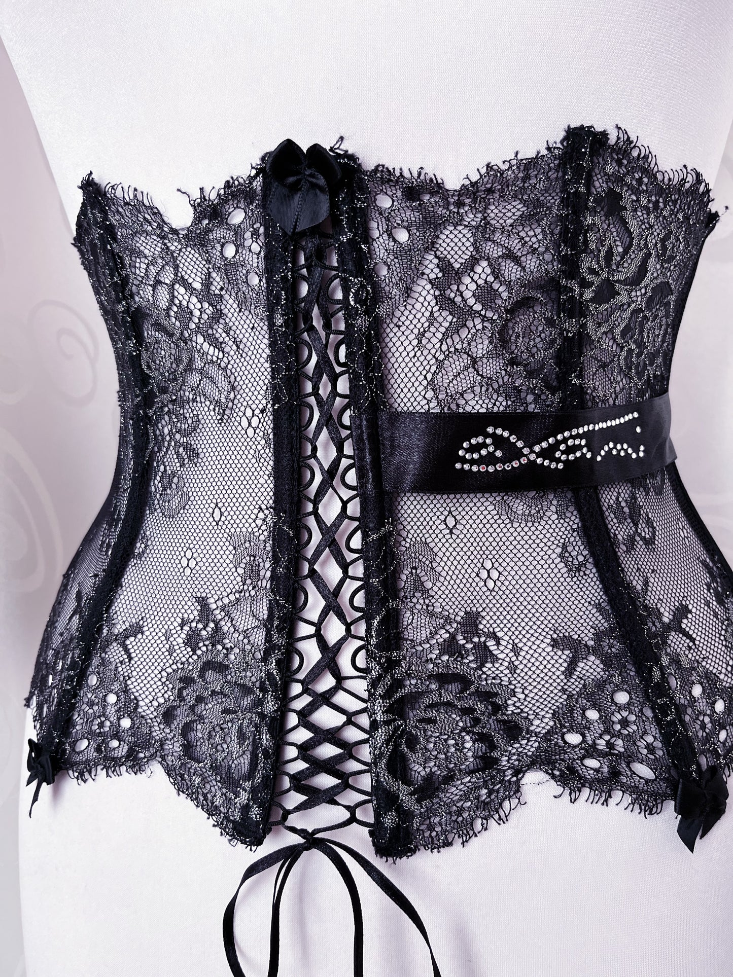 Whimsygoth stunning mesh & lacey waist corset 🌀🕸️