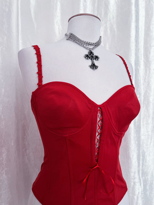 Hot, red corset top with lace-up detail ❤️🌹