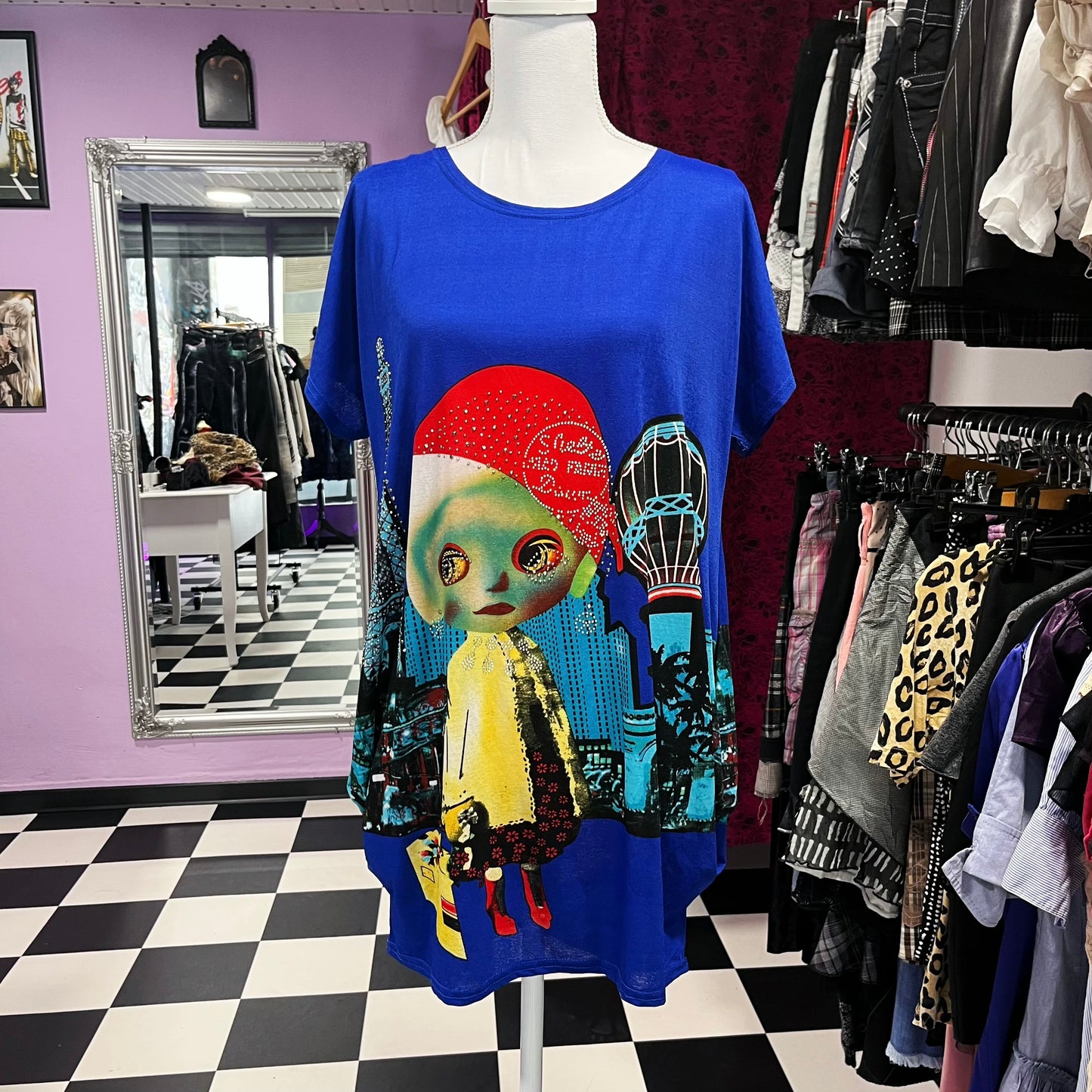 Twee Blythe in Paris oversize tee 🌀