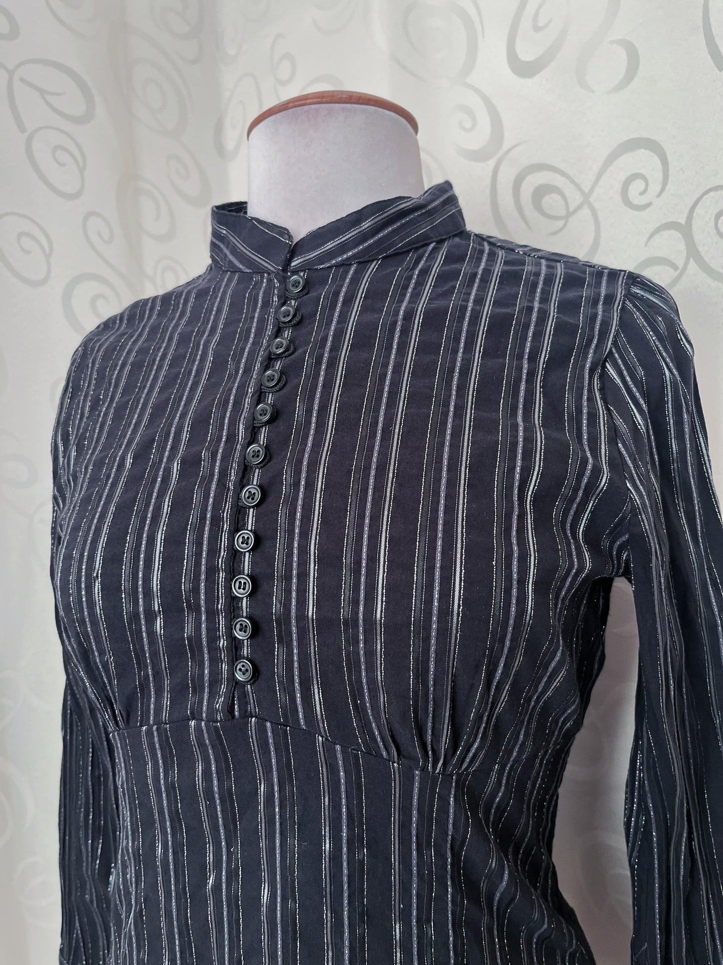 Gothic Jack Skellington style striped shirt 🖤💀