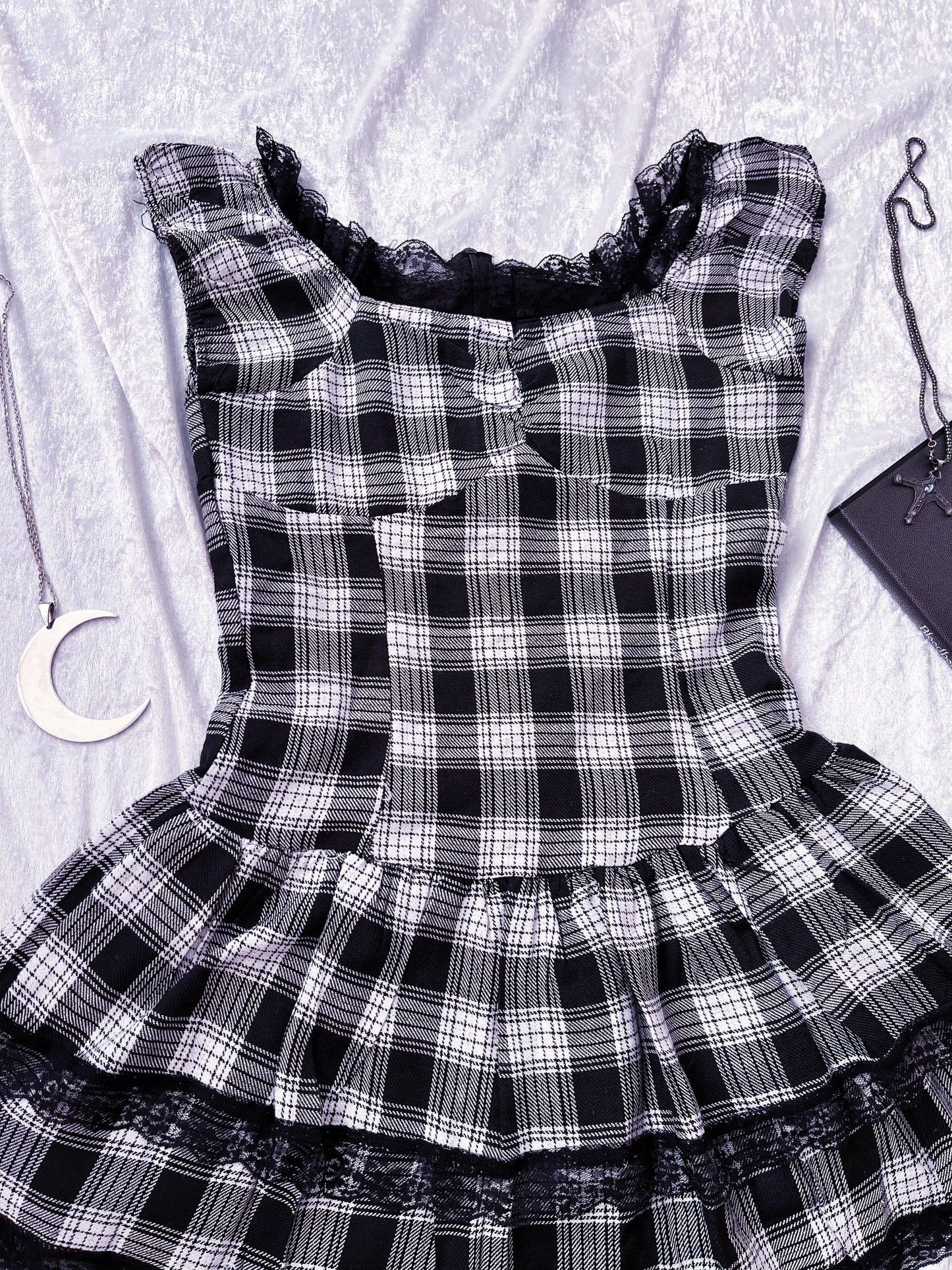 Dark Coquette / Jirai Kei style puffy layered tartan top with lace details 🕷️🎞️