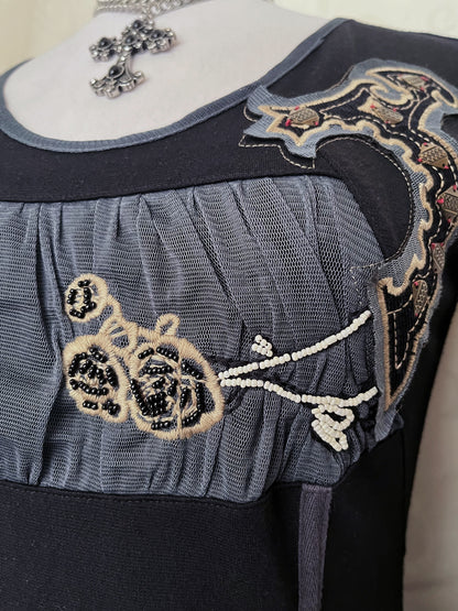 00’s Angels Never Die medieval style dress 🦇