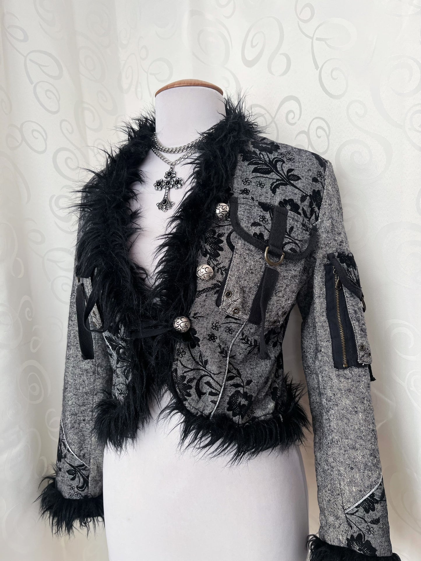 Vintage whimsygoth grey light afghan jacket with velvet, zipper & pocket details 🌀🧚🏾