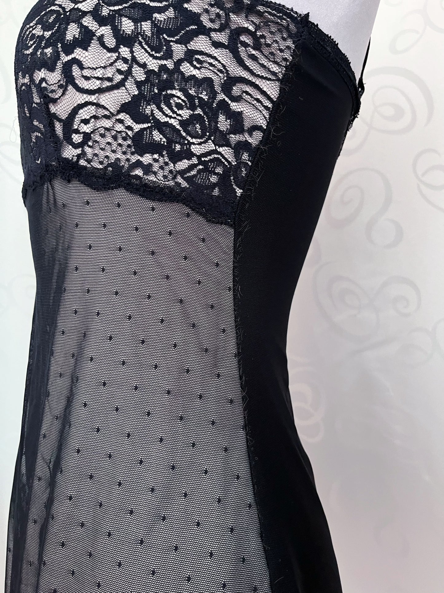 Dark coquette cami top🌀🦇
