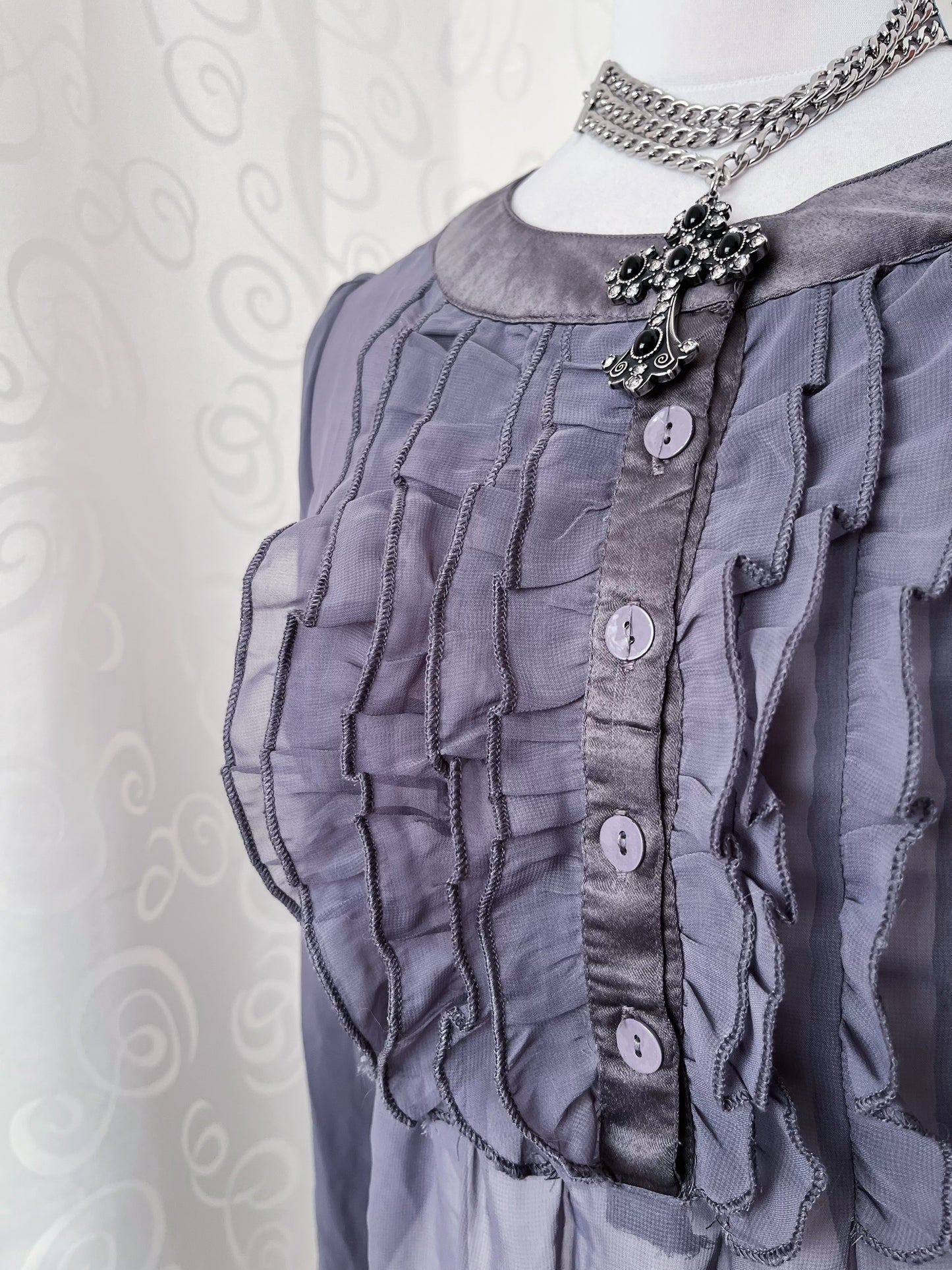 Gothic/Jirai kei style mesh grey shirt 🕷️🕸️