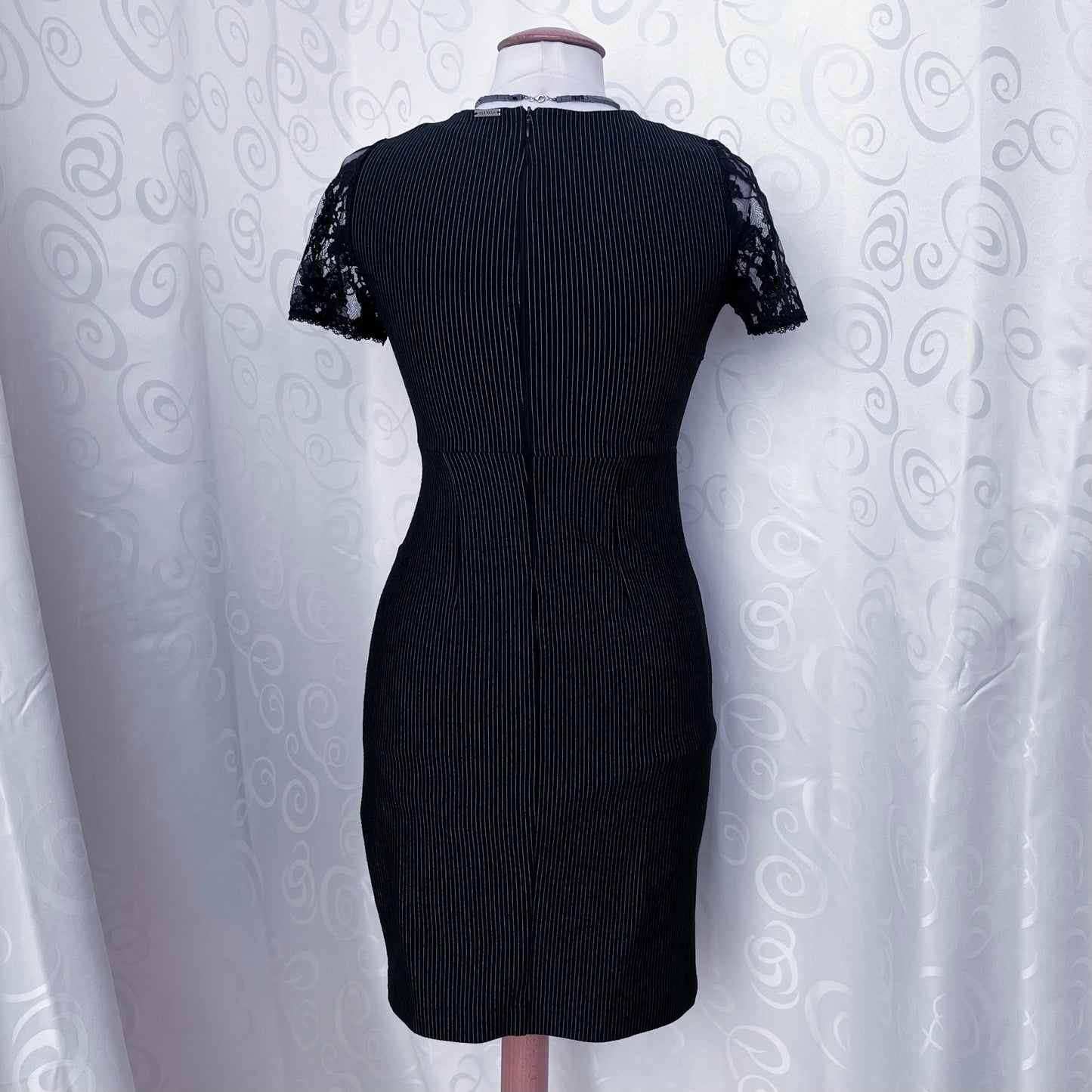 VIVE MARIA Gothic coquette black striped dress with lace detail 🕷️❤️